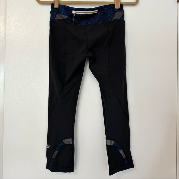 Lululemon Run Inspire Crop II Sashiko Reflective Blue - Picture 2 of 7